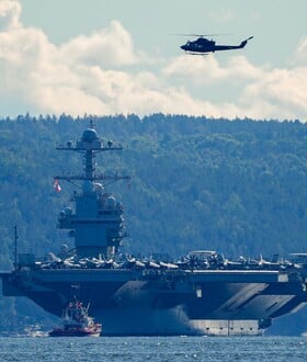 ΙΡΑΝ ΗΠΑ ΑΕΡΟΠΛΑΝΟΦΟΡΟ ΝΑΥΤΕΣ