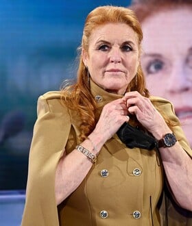 ΣΑΡΑ ΦΕΡΓΚΙΟΥΣΟΝ ΑΝΤΡΙΟΥ ΕΠΣΤΑΙΝ ΚΛΙΝΙΚΗ