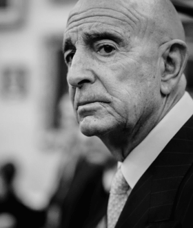 Τομ Μπαράκ: Ο δισεκατομμυριούχος πρέσβης των ΗΠΑ στην Άγκυρα στον κλοιό του σκανδάλου Έπσταϊν