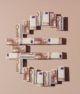 ΠΛΟΥΤΟΣ ΕΛΛΑΔΑ ΕΕ