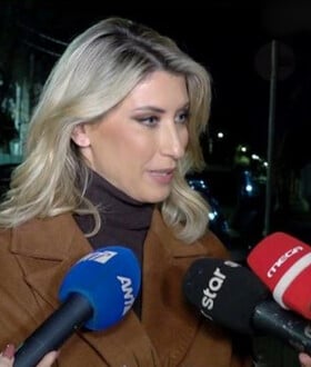 Σία Κοσιώνη: «Η ΜΕΘ είναι μία πολύ δυσάρεστη εμπειρία, πέρασαν μέρες για να ξανασηκωθώ»