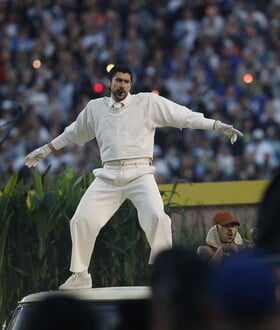 BAD BUNNY SUPER BOWL ΡΕΚΟΡ ΠΡΟΒΟΛΕΣ