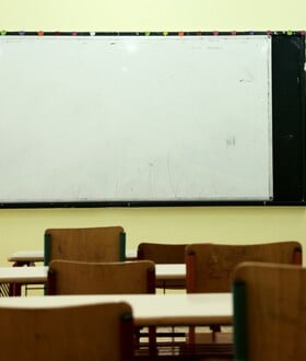 ΚΑΘΗΓΗΤΡΙΑ ΠΕΘΑΝΕ ΣΥΝΤΡΟΦΟΣ ΚΑΤΑΓΓΕΛΙΕΣ BULLYING