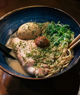 Τα αχνιστά ράμεν είναι η πιο hot τάση στο φαγητό