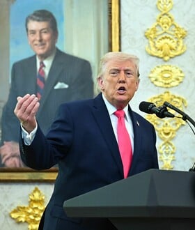 ΤΡΑΜΠ ΙΡΑΝ ΣΤΕΝΑ ΤΟΥ ΟΡΜΟΥΖ