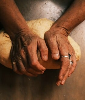 ΜΕΓΑΛΗ ΤΡΙΤΗ ΠΑΡΑΞΕΝΑ ΕΘΙΜΑ
