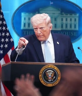 Την ύστατη στιγμή, ο Τραμπ ανακοίνωσε εκεχειρία δύο εβδομάδων με το Ιραν