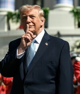 Η ανάρτηση που επέλεξε να κάνει ο Λευκός Οίκος την ώρα που η εκεχειρία με το Ιράν κρέμεται από μια κλωστή