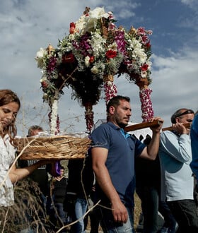 Εκκλησάκια στην Αθήνα για τον Επιτάφιο, χωρίς πολυκοσμία