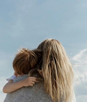 ΓΙΟΡΤΗ ΜΗΤΕΡΑΣ 2026 ΠΟΤΕ ΕΙΝΑΙ