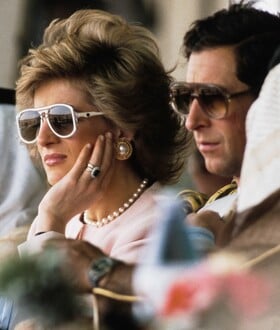 ΠΡΙΓΚΙΠΙΣΣΑ ΝΤΑΙΑΝΑ ΔΑΧΤΥΛΙΔΙ ΑΡΡΑΒΩΝΑ