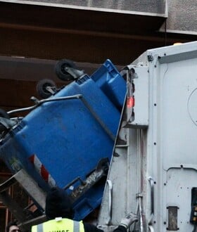 ΑΠΟΡΡΙΜΑΤΟΦΟΡΟ ΣΚΟΥΠΙΔΙΑ ΑΣΤΕΓΟΣ ΘΕΣΣΑΛΟΝΙΚΗ