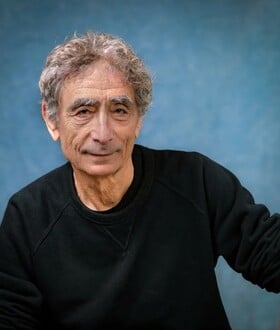GABOR MATE ΣΤΕΓΗ ΙΔΡΥΜΑΤΟΣ ΩΝΑΣΗ
