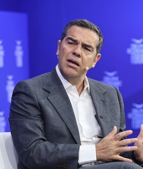 Ο Τσίπρας δημοσιοποιεί το μανιφέστο του για την «Κυβερνώσα Αριστερά της Νέας Εποχής»