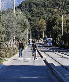 ΧΑΡΗΣ ΔΟΥΚΑΣ ΒΑΣΙΛΙΣΣΗΣ ΟΛΓΑΣ