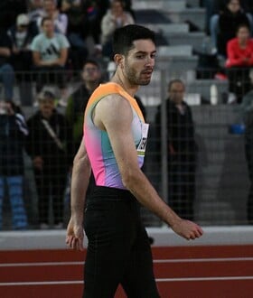 ΜΙΛΤΟΣ ΤΕΝΤΟΓΛΟΥ ΚΙΝΑ