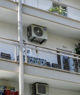 ΚΑΛΑΜΑΤΑ ΓΥΝΑΙΚΟΚΤΟΝΙΑ