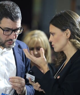 ΝΕΑ ΑΡΙΣΤΕΡΑ ΠΑΡΑΙΤΗΣΗ ΒΟΥΛΕΥΤΕΣ