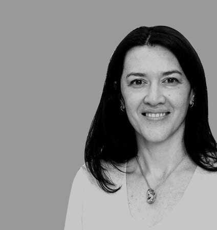 ΤΕΤΑΡΤΗ 01/06 - ΕΧΕΙ ΠΡΟΓΡΑΜΜΑΤΙΣΤΕΙ-Θεοδώρα Χατζηιωάννου: «Δεν σκέφτηκα ποτέ να επιστρέψω στην Ελλάδα γιατί δεν υπάρχει αξιοκρατία»