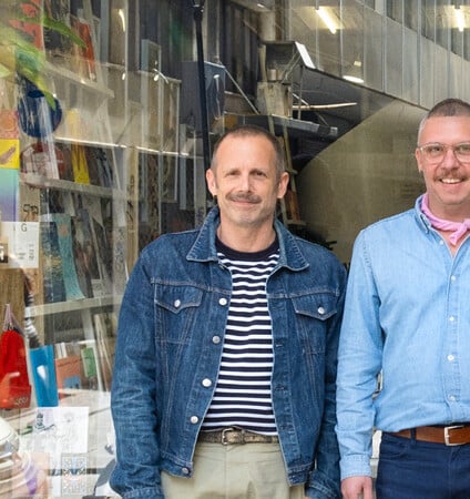 Hyper Hypo: Πώς ένα αθηναϊκό βιβλιοπωλείο κατάφερε να έχει πελάτες από όλο τον κόσμο 