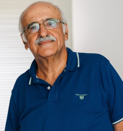 Μιχάλης Τιβέριος: «Από την αρχαιότητα η Ελλάδα είναι παρέες και κυκλώματα»
