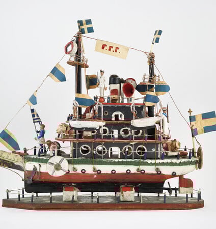 Τα Χριστούγεννα αλλιώς: Γιατί κάποτε στολίζαμε καραβάκια