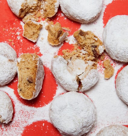 Τι πραγματικά μάς παχαίνει τις γιορτές;