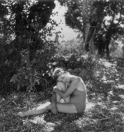 Μέσα στις θαλασσινές σπηλιές― ο μεγάλος έρωτας της Μαρώς