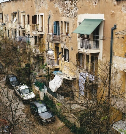 Αλεξάνδρας, Βύρωνας, Πειραιάς: Τα προσφυγικά της Αθήνας 100 χρόνια μετά