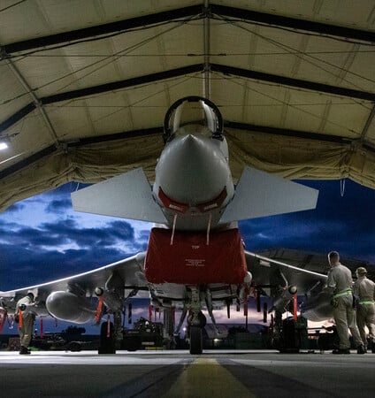 Η Κύπρος στο κάδρο των συγκρούσεων λόγω των βρετανικών βάσεων