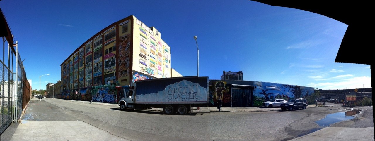 panoramic view of 5pointz